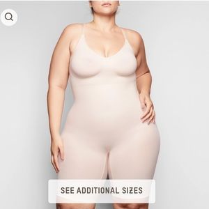 NWOT SKIMS SCULPTING BODYSUIT MEDIUM TIGH WITH OPEN GUSSET COLOR MICA 4XL/5XL